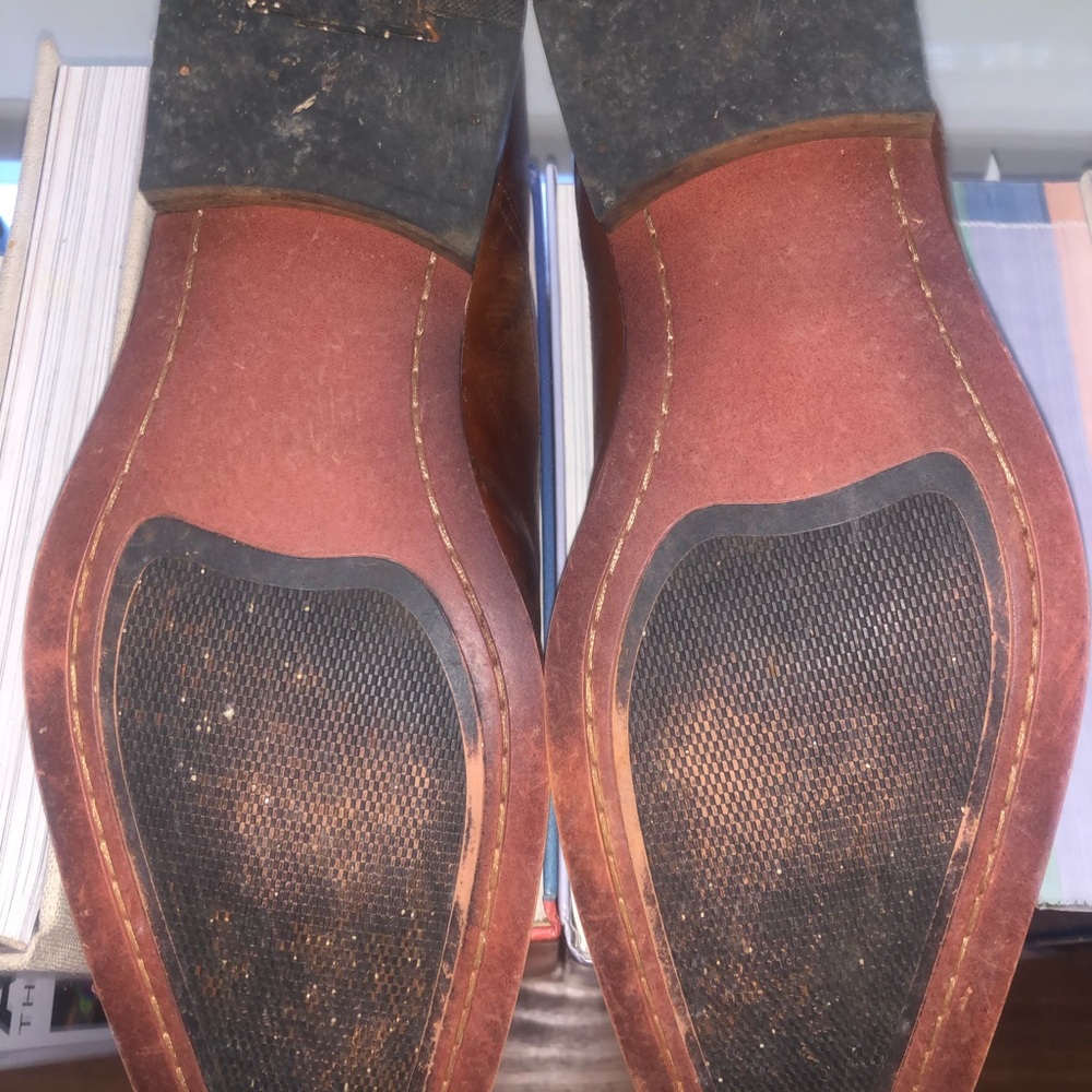 FLORSHEIM Brown cap toe shoe size 9.5D - Picture 4 of 8